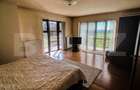 Vilă exclusivistă pe malul Begăi | 380 mp utili, 3.982 mp parc privat și ponton