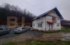 Casa 2 nivele, 6 camere, 150 mp utili, teren 3300 mp, zona Mijloceni Bargaului - 1