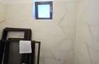 Proprietate renovata in oras toate utilitatile LIBERA st 380 mp - 8