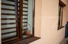 Apartament 3 camere 2 bai -in vila - 80mp  -pivnita si  parcare Central - 7