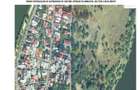 Vanzare teren intravilan 300 mp curti-constructii-Str. Plumbuita nr.87 - 2