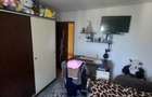 Vând APARTAMENT (65 mp.) 2 CAMERE + Living mare (camere decomandate) - 12