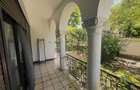 Apt. parter Piața Romană | 5 camere | Curte | 8 Locuri de Parcare - 17