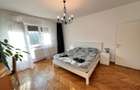 Apartament spatios cu 3 camere | 100 mp | Balcon | Curte | Central