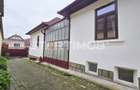 Casa 5 camere cu acces auto RASNOV - 25
