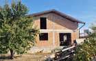 Se vinde casa la rosu, sat  Malaiesti jud. Prahova , pret 72000 euro negociabil - 2