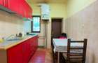Acces rapid la facultati, Apartament 3 camere, decomandat 500 € - 4