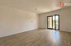 Duplex cu 3 camere si 2 bai pe parter, zona Albina