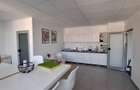 Birouri , suprafata de 366 m2 - 2