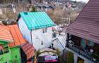 Casă individuală, vedere către Bucegi, la 300 m de Centru, Gară sau Cantacuzino - 1