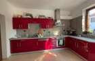 Casa spatioasa,perfecta pentru locuit sau investitie - 1