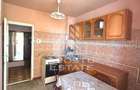 Apartament de vanzare cu 3 camere, 2 bai, 2 balcoane, zona Soarelui - 3