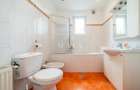 Apartament la casa, 3 camere, zona Calea Dumbravii 480 € - 10