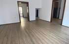 Inchiriez Spatiu  Comercial cu intrare din Bulevard - 1