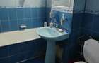 Apartament 3 camere, decomandat, 66 mp, parcare – Prundu