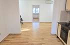 Vand apartament 4 camere decomandat in Deva, zona 22 Decembrie (Liceul Auto), - 2