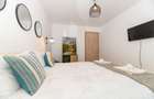 Cartier URBAN, lângă Mall Coresi, apartament 2 camere, mobilat, 550 eu - 2