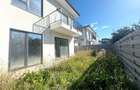 Casa tip duplex cu garaj, 130 mp utili - Floresti - 20