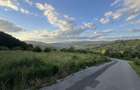 Priveliste superba teren ideal vile sau camping utilitati la strada - 7