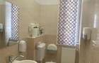 Piata Muncii, vila  moderna, 380 mp,  11 camere - 9