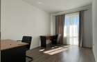 Apartament 4 camere, 2 balcoane, garaj și boxă pe str. Cometei - 1