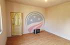 Casa Bradesti  teren  intravilan 7952 mp  deschidere 33 m la DE 70