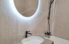 Apartament 3 camere, central Floresti - 15