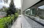 Vila cu 5 camere // * 565 mp gradina* // Tunari - 67