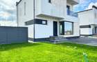 Casa individuala - 4 Camere | Ansamblu  rezidential - Asfalt - 300 m STV - 3