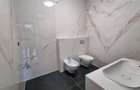 Vila - Bloc modern de 11 camere zona Centrul Civic , Onix