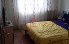 Apartament cu 3 camere, Decomandat, Zona Pacurari - 2
