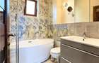 Duplex 4 cam | Garaj + Beci | Ultracentral | Suceava | ID:1995