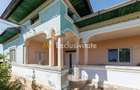 CASA SI GOSPODARIE DE VANZARE – SPINENI, OLT | 4.000 MP TEREN - 1