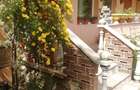 Casă cu gradina in zonă liniștită cu acces privat  - 9