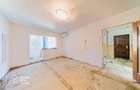 Apartament 3 camere, zona Alfa, decomandat - 1