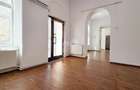 Inchiriere spatiu birouri 3 camere Universitate Spitalul Coltea - 1