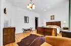 Casa pe 3 niveluri | Terasa cu priveliste | 3 parcari | Pozitie centrala
