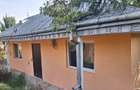 Casa  si teren 1688 mp de vanzare Iepureni - 1