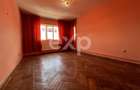 Apartament 3 camere dec 2 băi etajul 3 central Gaesti - 1