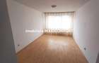 Vanzare  3 camere - Imobiliare MAXICONFORT - 4