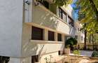 Vila 14 camere - Aviatorilor Sector 1   - 2