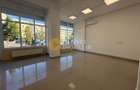 Spatiu Comercial Vitrat- 60mp - Front Stradal - Podu Ros - 5