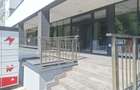 Inchiriez doua spatii comerciale , alaturate , de 173mp utili , fiecare  - 2