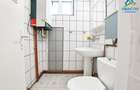 Apartament 4 camere , centru , etaj 1