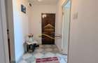 Apartament 3 camere decomandate, str.9 Mai - 4