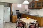 Vilă cu 3 apartamente independente si gradină mare în Cotroceni - 6