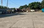 Halǎ industrialǎ + platformǎ betonatǎ, zona Sud - 11