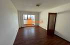 Apartament 2 camere – vedere liberă către Piața Victoriei