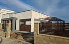 Casa pe parter - Zona Aviatorilor - 148.000 euro cu TVA - 1