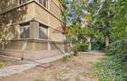Apartament cu mansardă și garaj de vânzare în zona Domenii